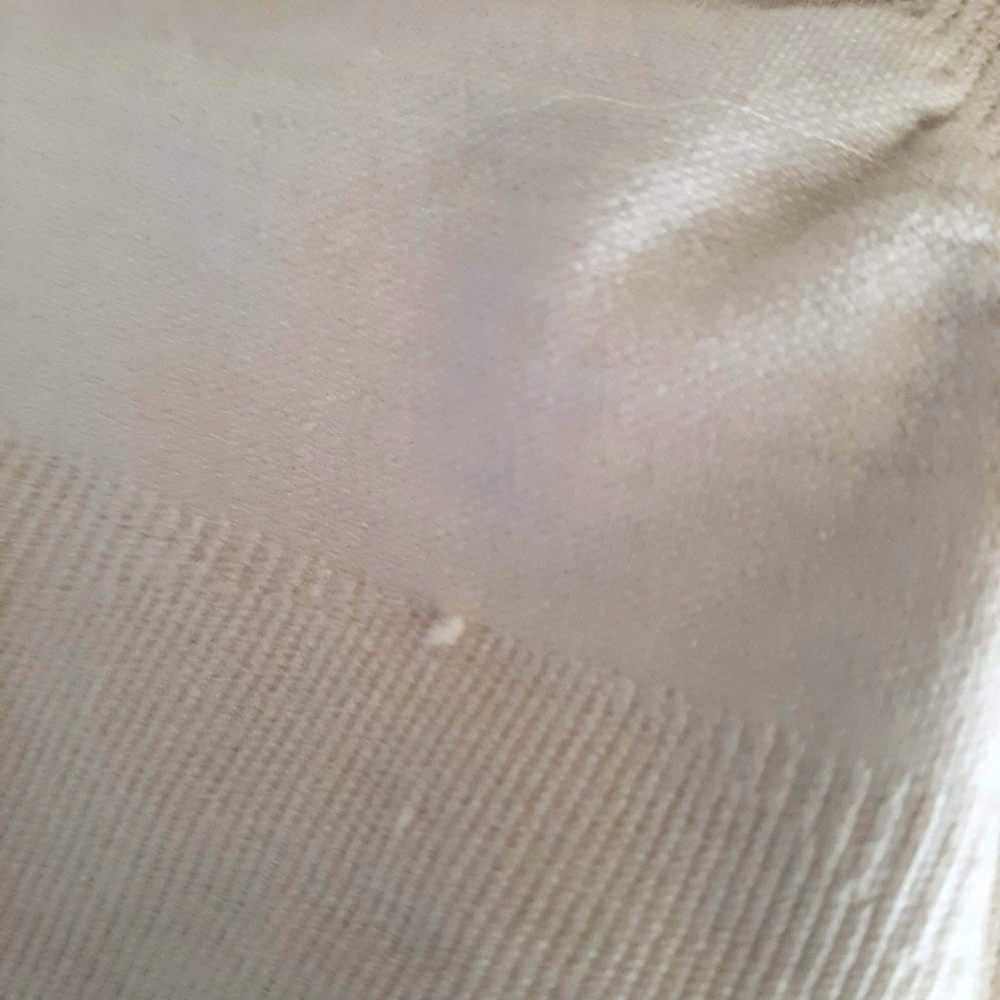 Under Wear - Picture 3 of 4